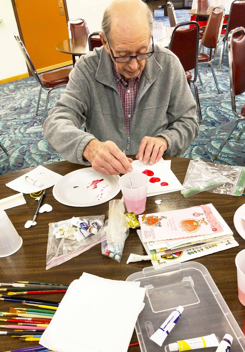 Retired middle school teacher now training seniors at Chinook Center ...